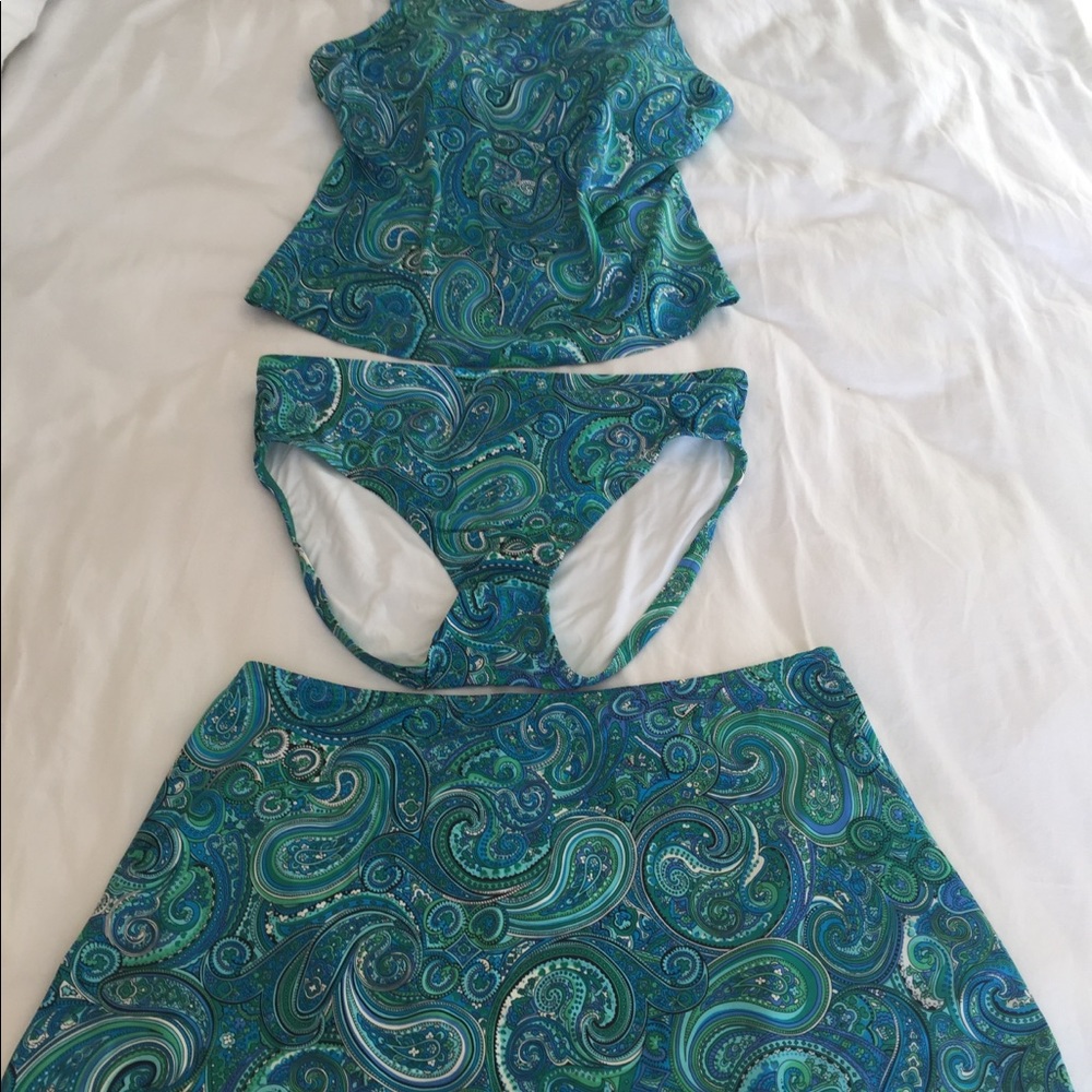 Lands end bathing suit size 12 three pieces